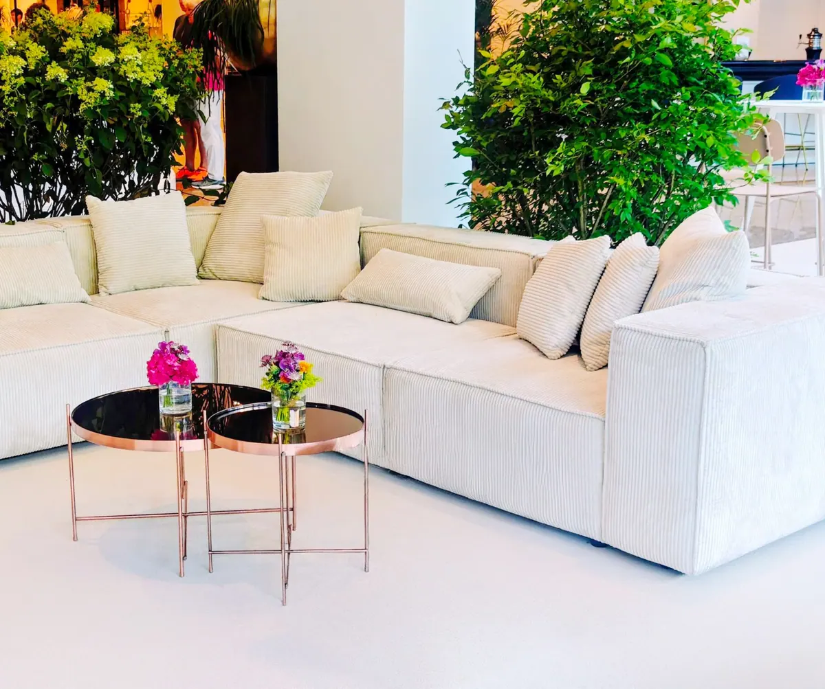 Lounge Hocker Ansicht 4