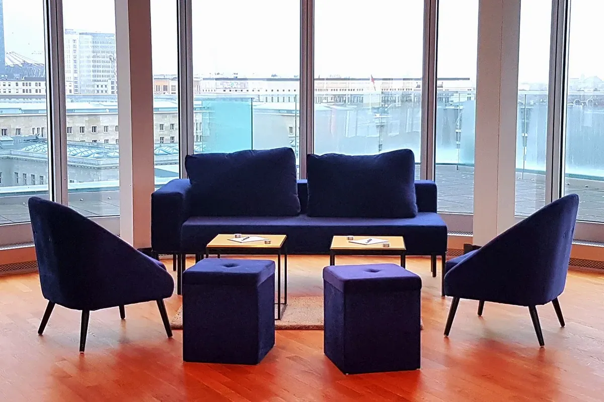 Lounge Hocker Ansicht 3