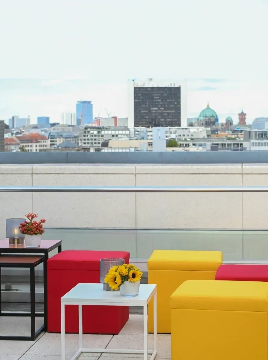 Lounge Hocker Ansicht 2