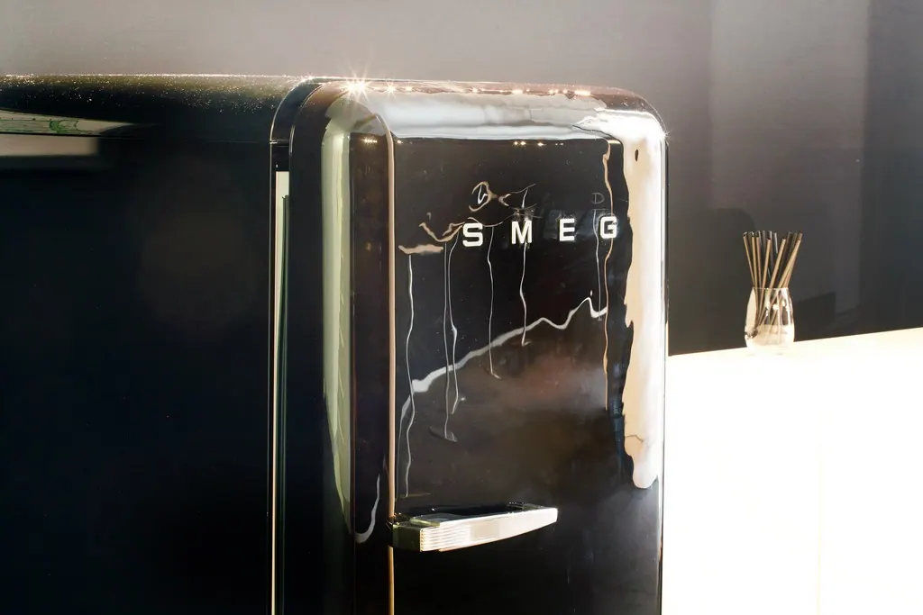 Kühlschrank Happy Bar SMEG 130 Liter 230V/100W Ansicht 4