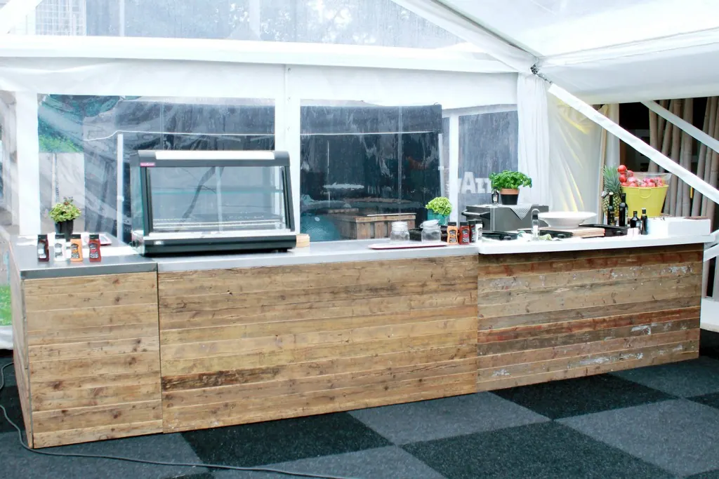 Theke Bornholm mit Deckblatt CNS T70 Ansicht 2