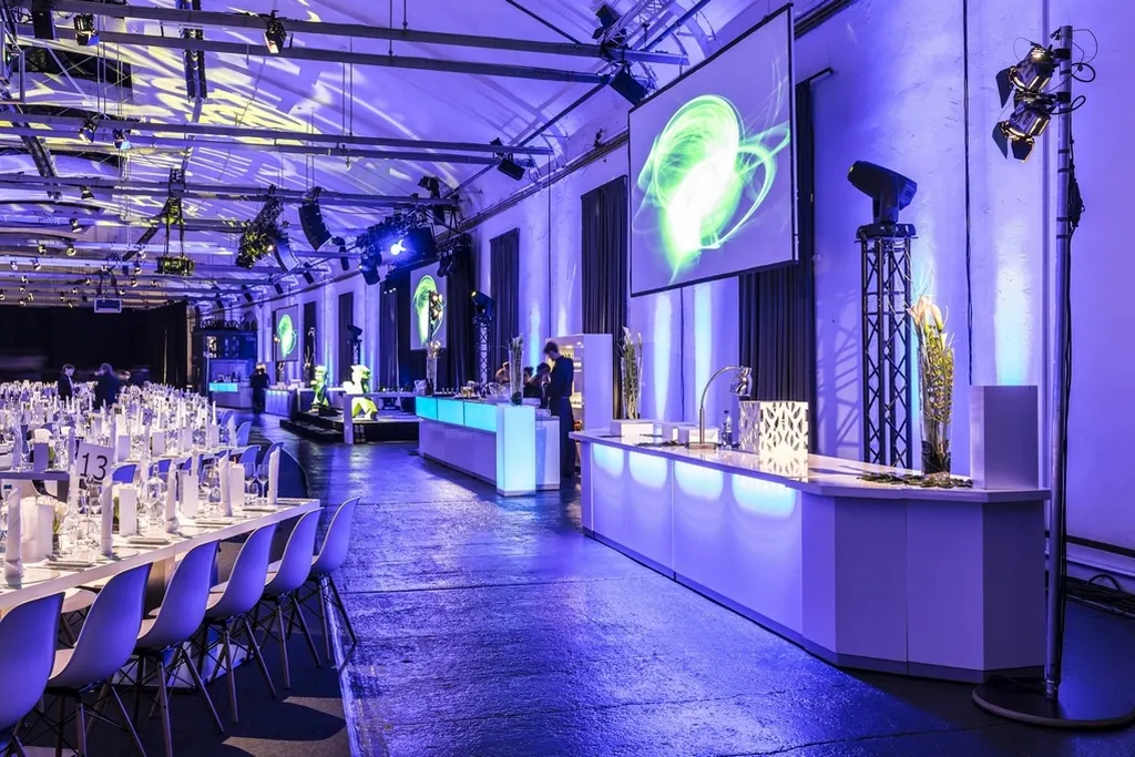 Buffet-Theke T90 mit LED-Deckblatt Ansicht 2