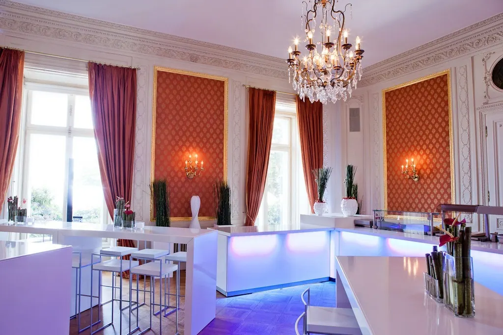 Buffet-Theke T90 mit LED-Deckblatt Ansicht 3