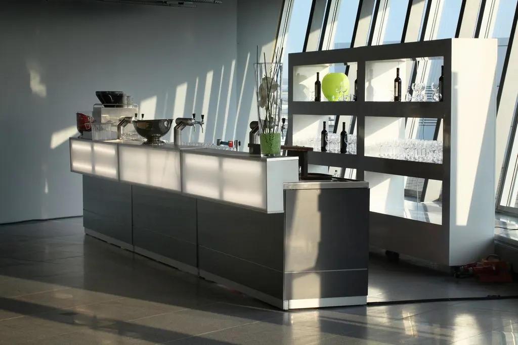 Sekttheke T70 mit CNS Deckblatt Ansicht 2