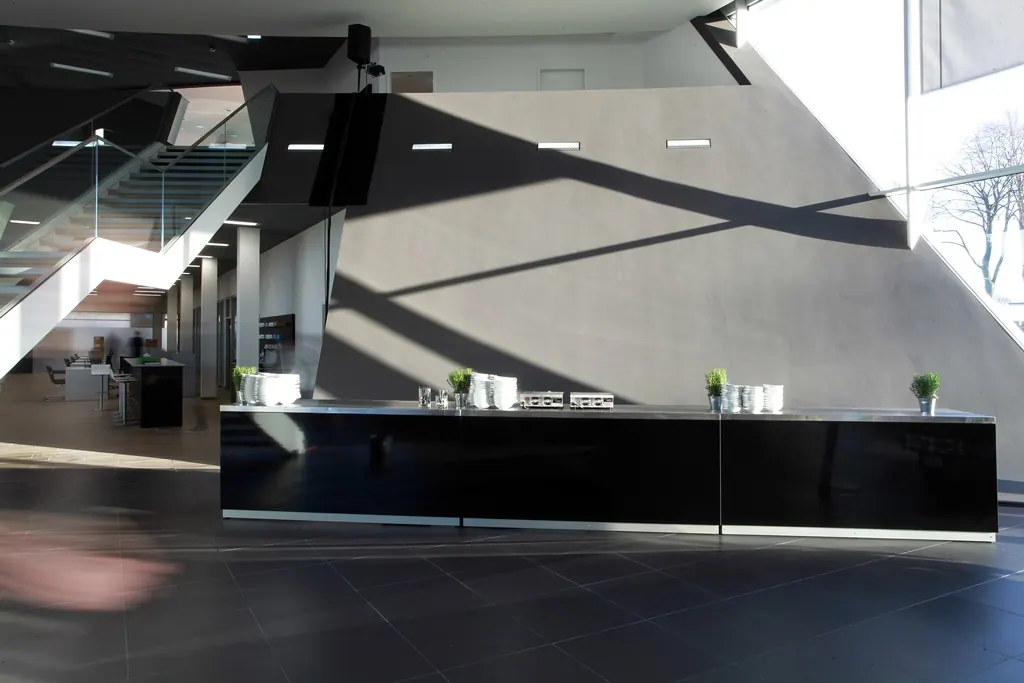 Theke T70 mit Deckblatt CNS Ansicht 2