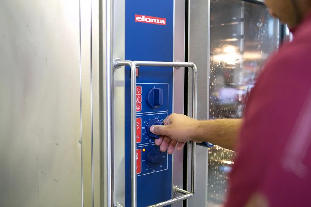 Heißluftgerät EL -1, 10 1/1 GN 400V/17kW/32A Ansicht 4