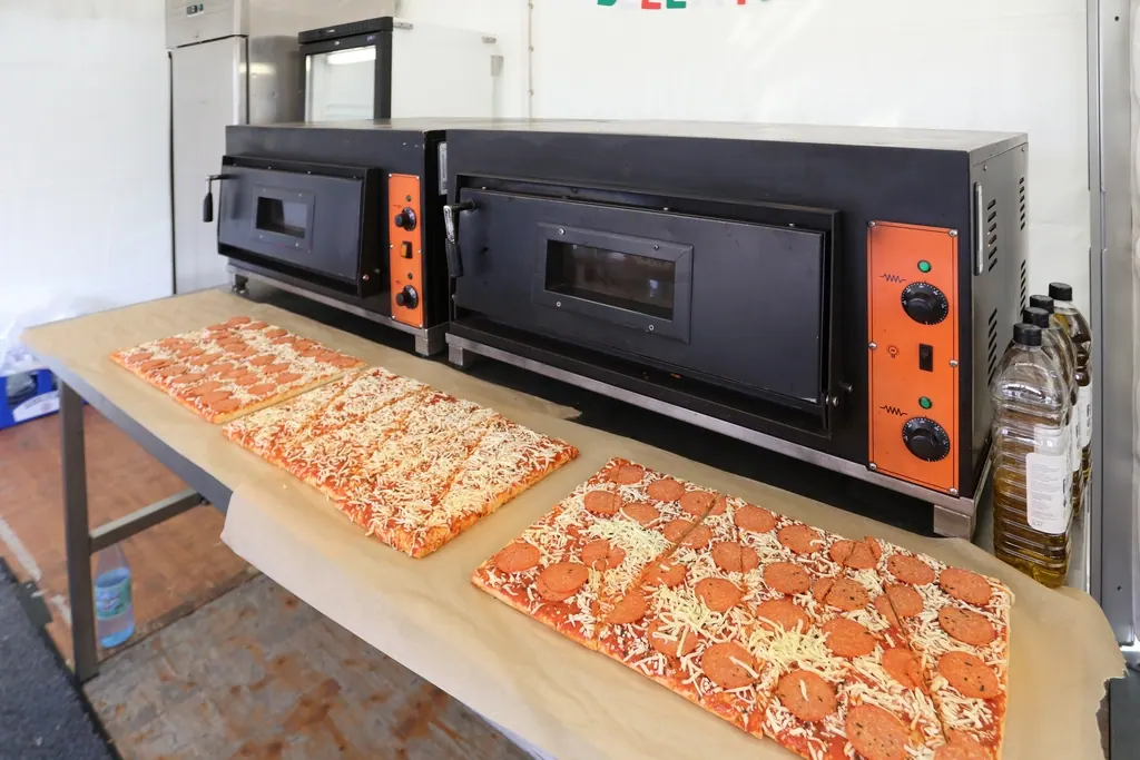 Pizza-Backofen Quattro 400V/4kW/16A Ansicht 5