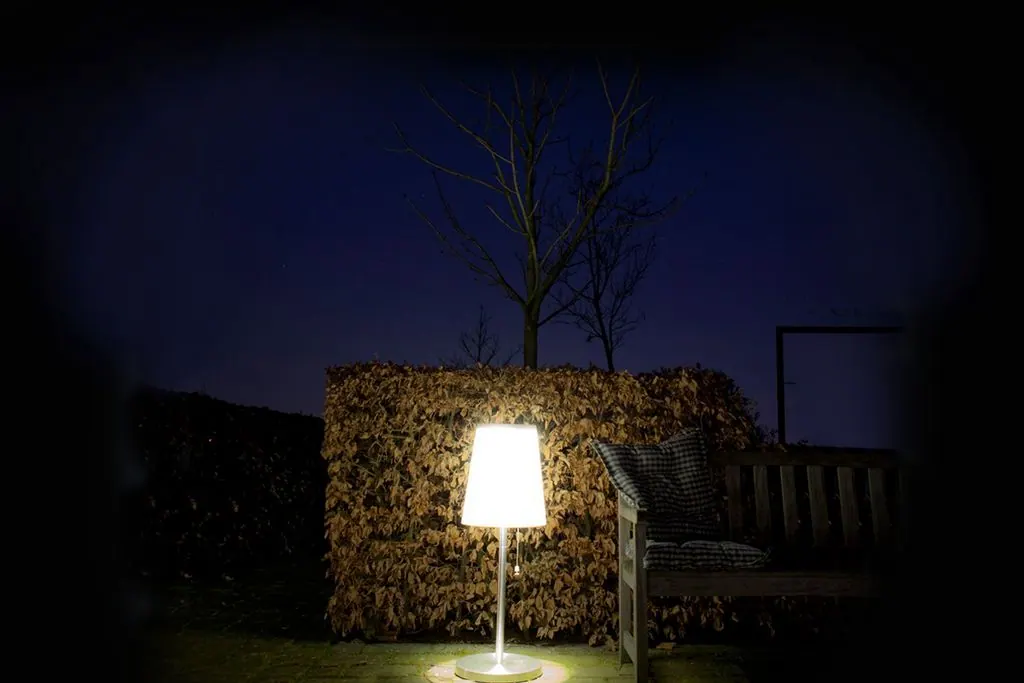 Stehleuchte Roots-3 Outdoor Ansicht 2