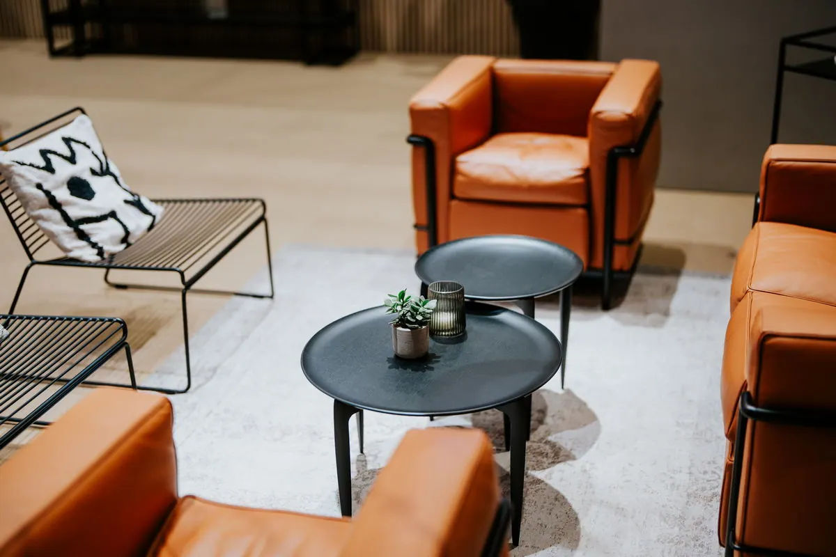 Fritz Hansen Tray Table small Lounge Ansicht 4