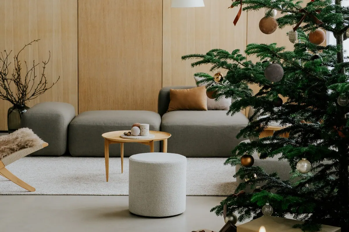 Fritz Hansen Tray Table large Lounge Ansicht 5