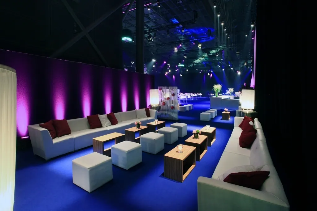 Lounge-Holztisch zebrano Ansicht 2