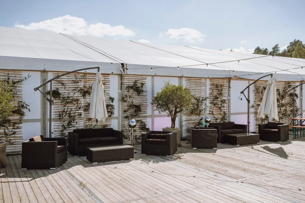 Lounge-Tisch Granada mit Echtglasplatte Ansicht 2
