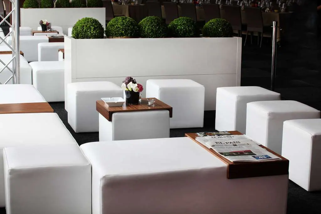 Lounge-Holzsteg zebrano T45 Ansicht 3