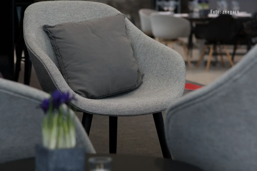 Sessel About a Lounge AA gepolstert grau/schwarz Ansicht 5