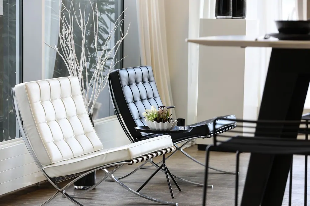 Barcelona Chair mit Kissen T76 S Ansicht 2