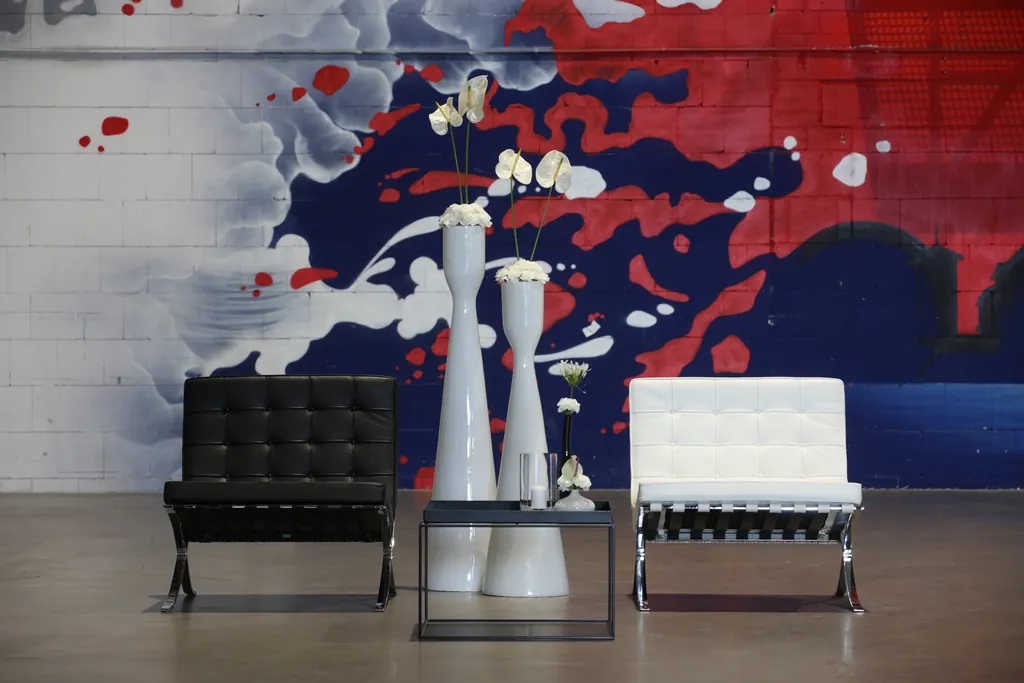 Barcelona Chair mit Kissen T76 S Ansicht 3