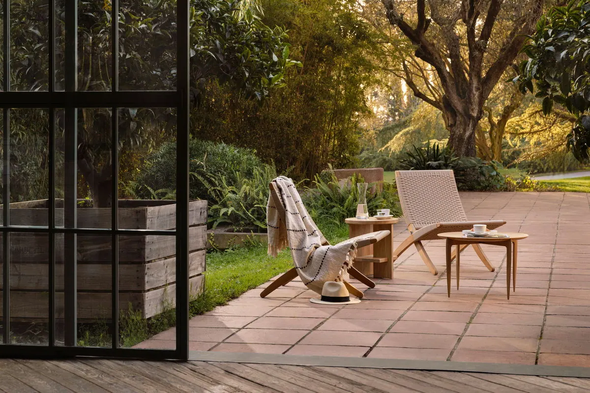 Carl-Hansen CUBA Teak-Loungechair Sesam Ansicht 5