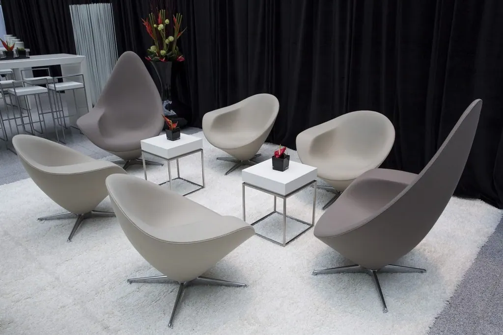 Drehsessel Petit Plateau T93 S Ansicht 3
