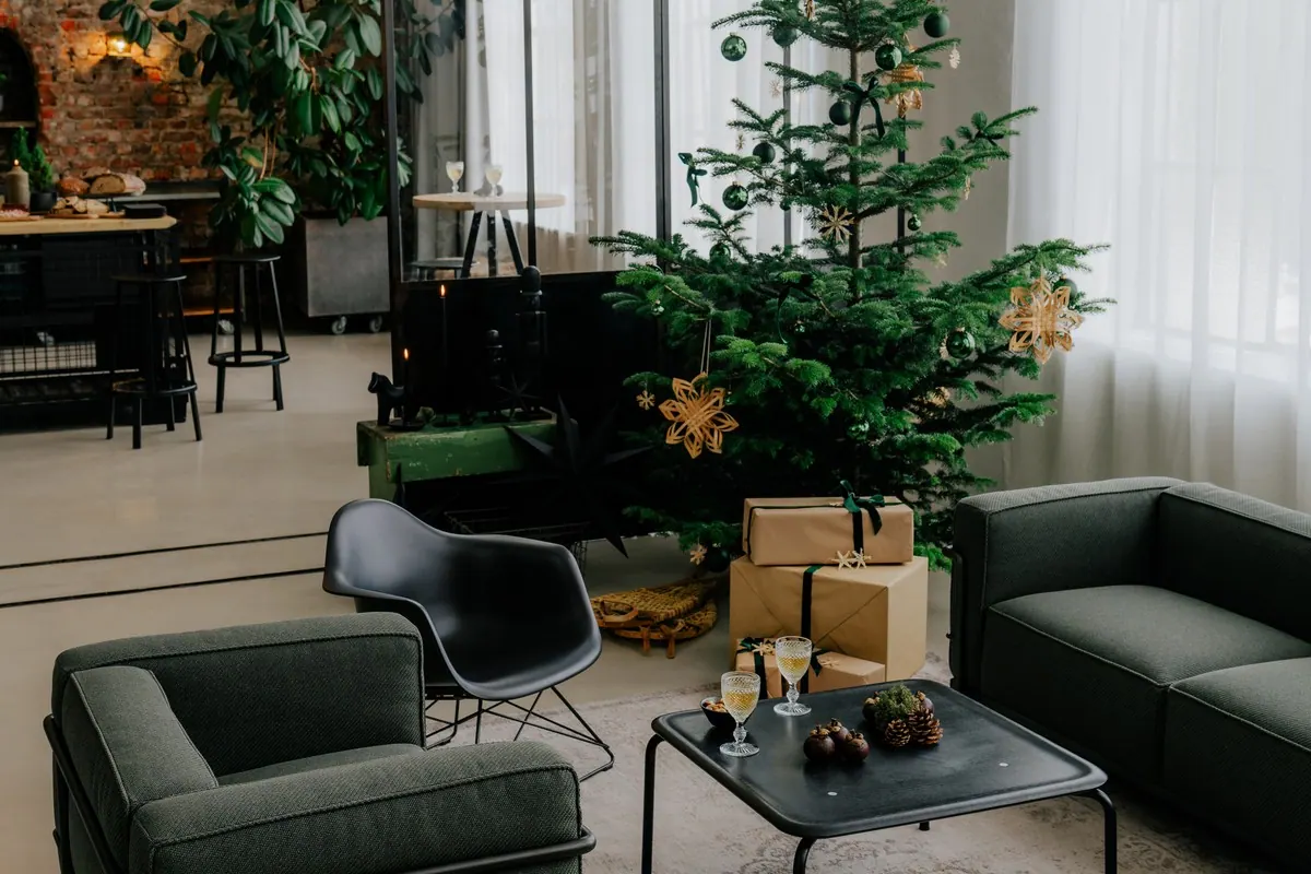 LAR Eames Plastic Loungechair schwarz Sitz Ansicht 2