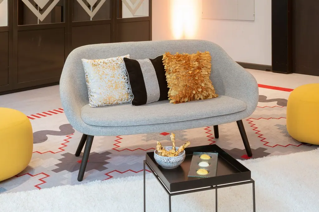 Sofa About a Lounge AAL gepolstert grau/schwarz Ansicht 4