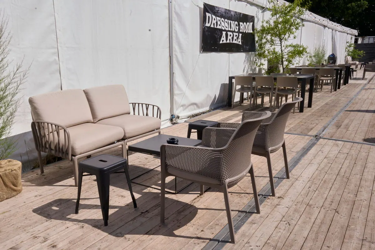 Loungesofa 2-Sitzer Komodo taupe mit Kissensatz Ansicht 3