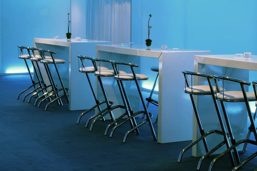Barhocker Monaco verchromt mit Sitz Kunstleder Ansicht 3