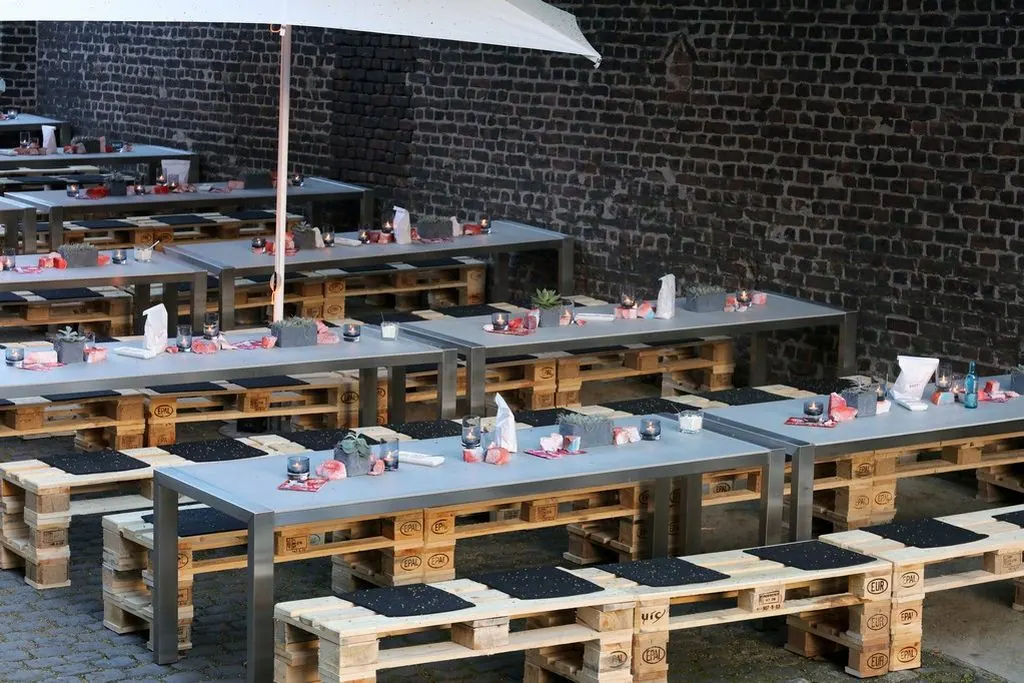 Dinnertisch Algarve Edelstahl/Beton Ansicht 2
