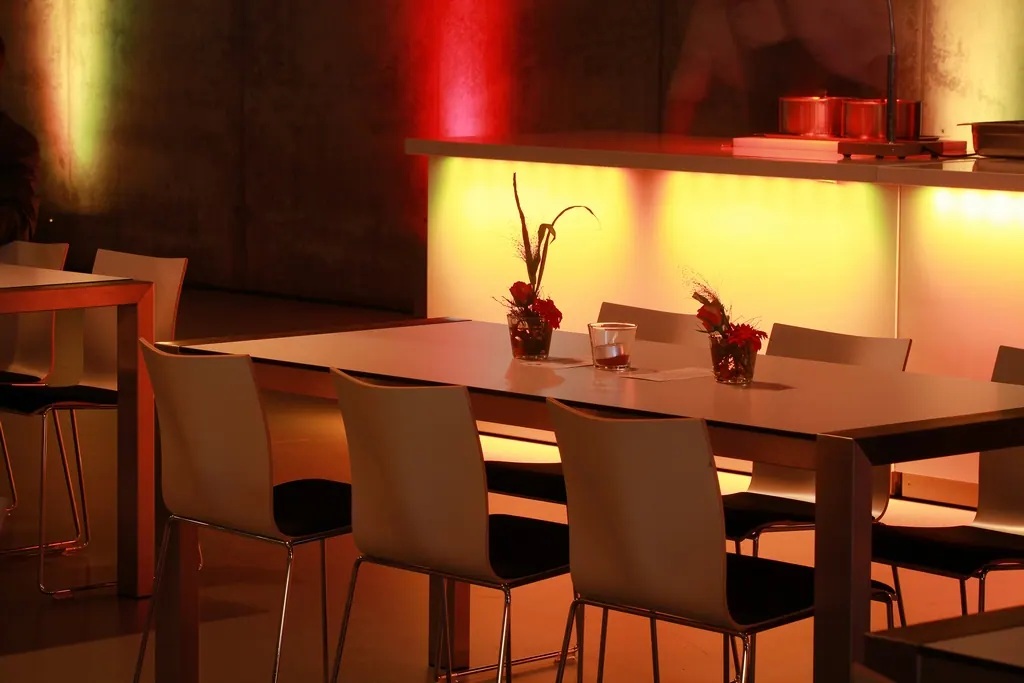 Dinnertisch Algarve Edelstahl/weiß Ansicht 3