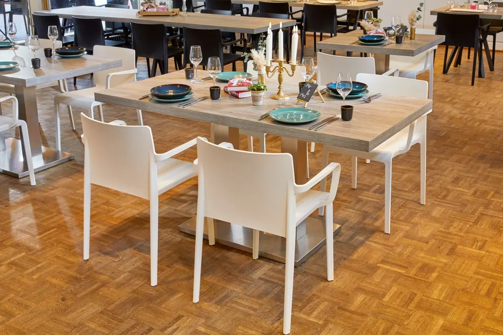 Dinnertisch Aspen Altholz Ansicht 4
