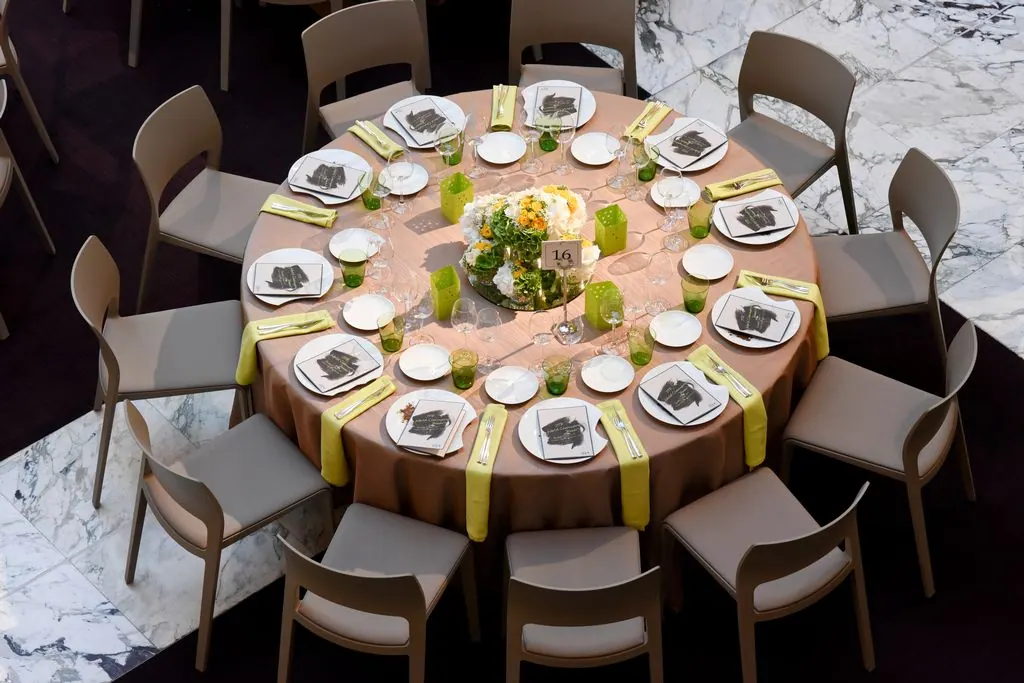 Tisch Ansicht 4
