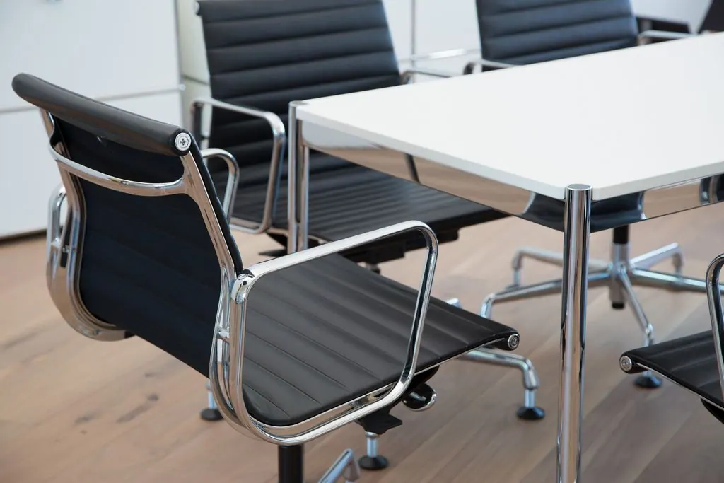 Tisch USM Haller Ansicht 4
