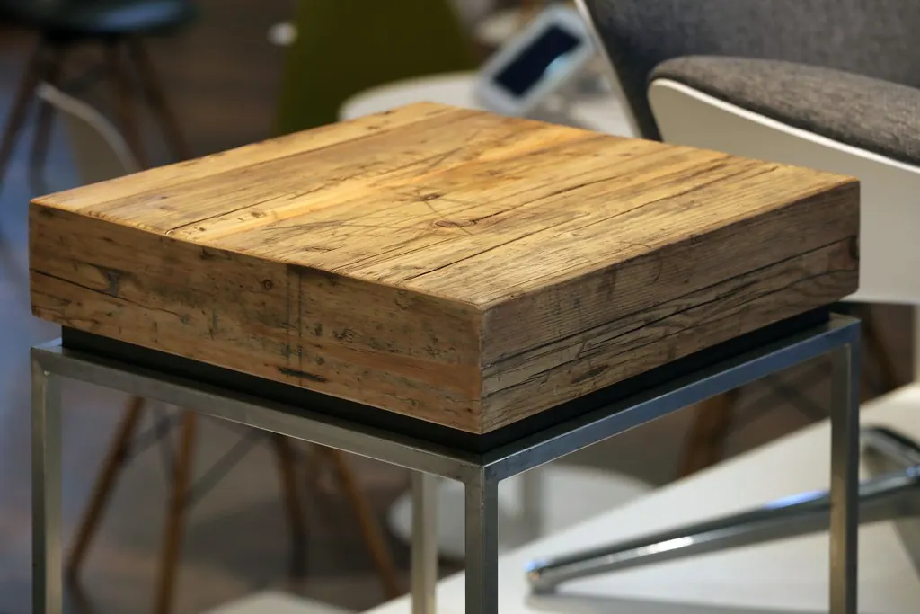 Zinzo coffee table mit Massif Bornholm Ansicht 2