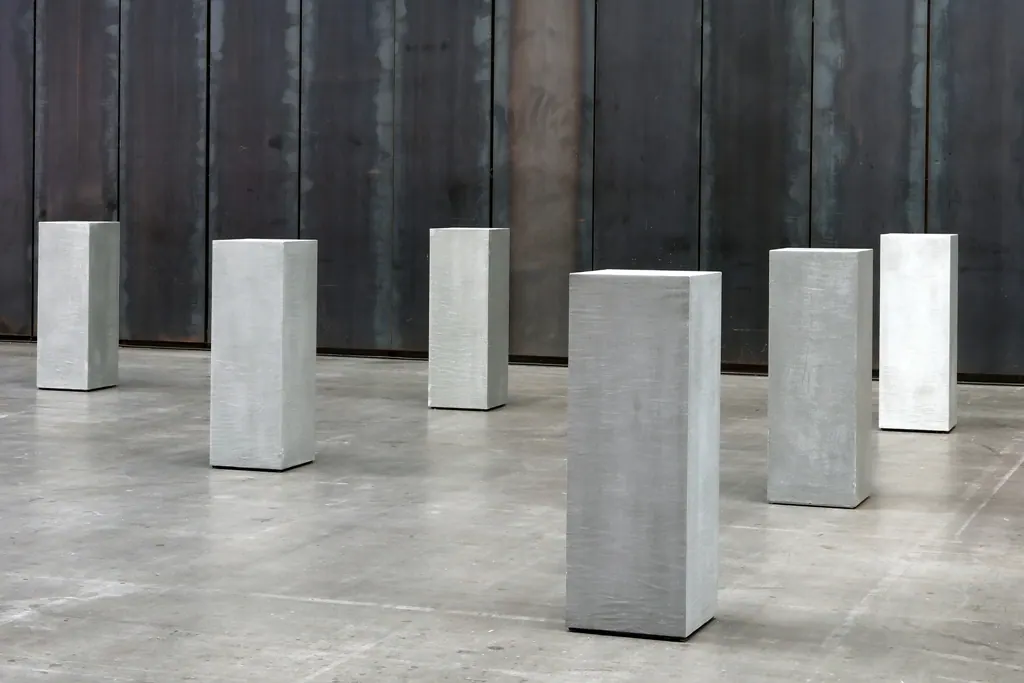 Stehtisch Kubus Sichtbeton Ansicht 5
