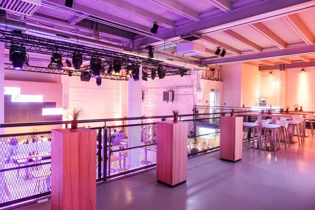 Stehtisch Kubus Sylt Ansicht 5