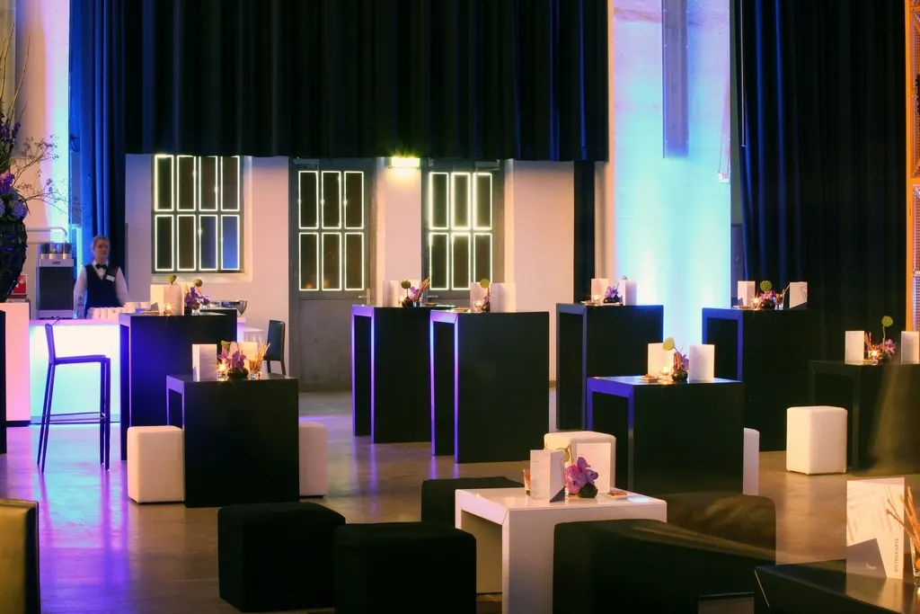 Lounge-Hocker Hollywood T30 Ansicht 3