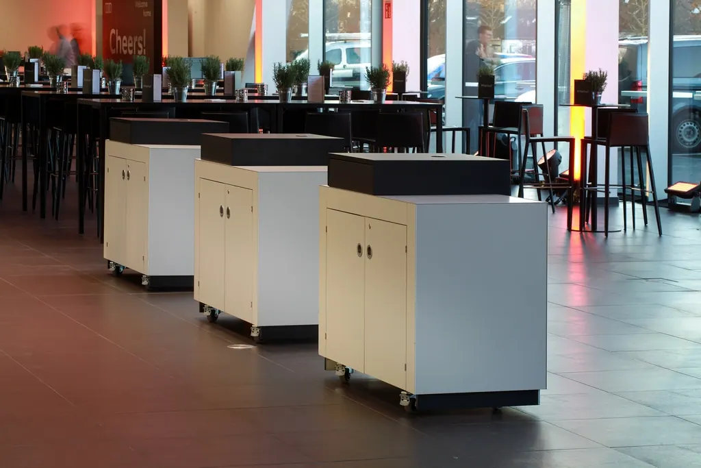 Infocounter Plano-1 weiß-schwarz T65 Ansicht 4