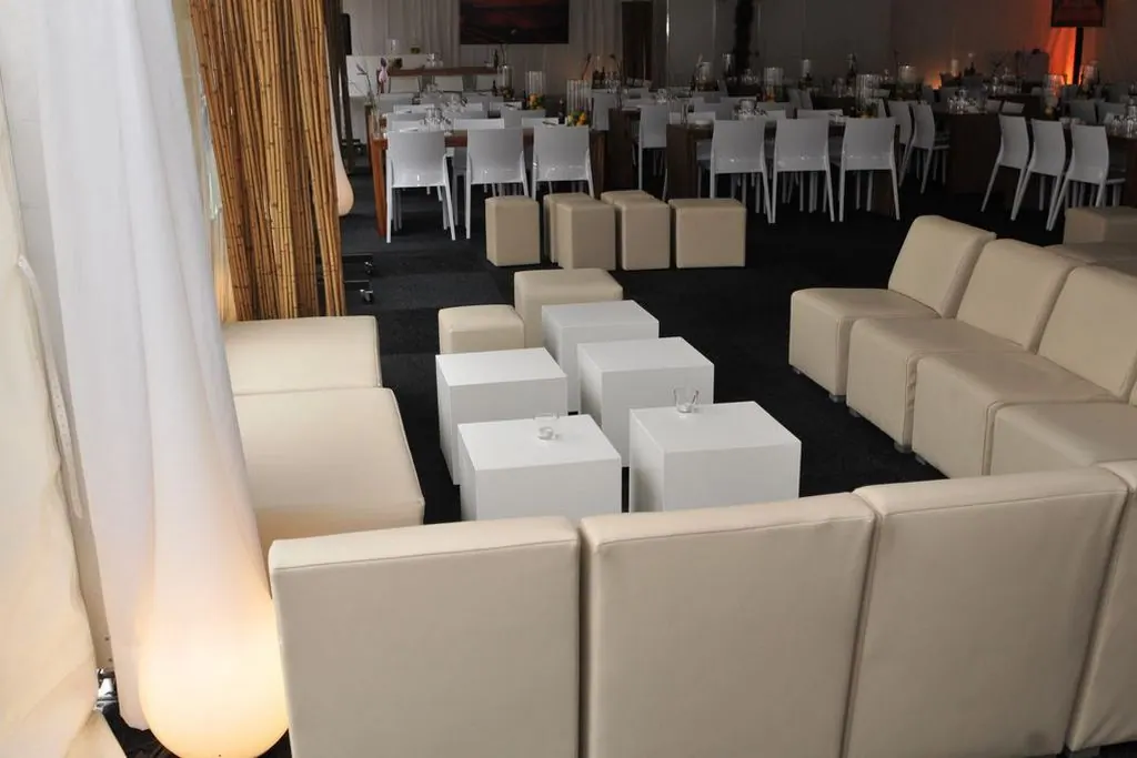 Lounge-Hocker Locarno T30 Ansicht 2