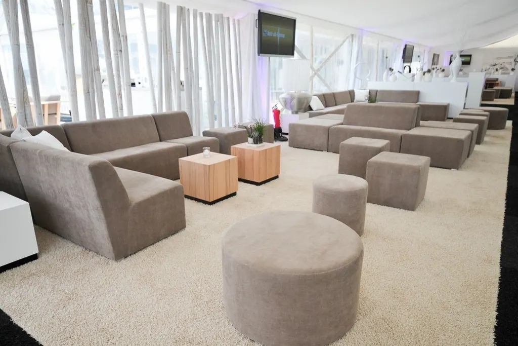 Lounge-Hocker Montreal Stoff Ansicht 2