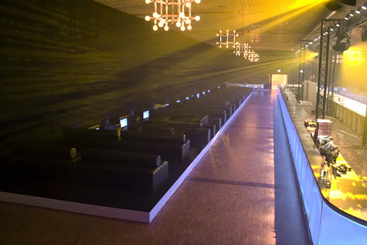 Theke Square 90° Ansicht 2