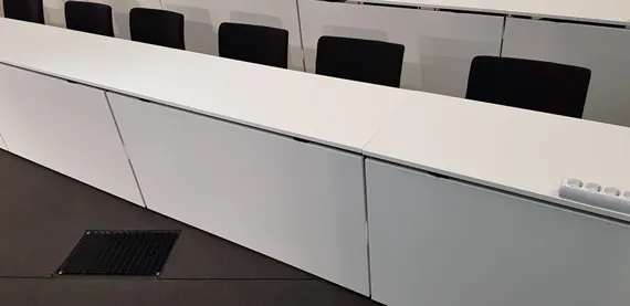 Blende f. Tisch KONFERENZ II Ansicht 5