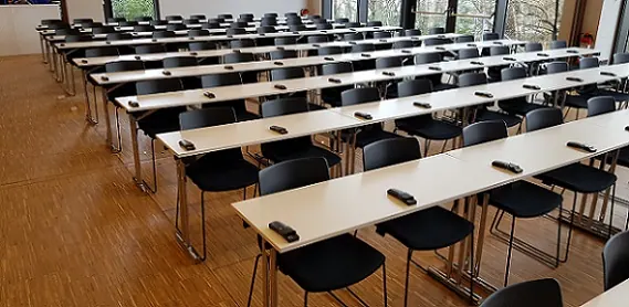 Tisch KONFERENZ IV Ansicht 2