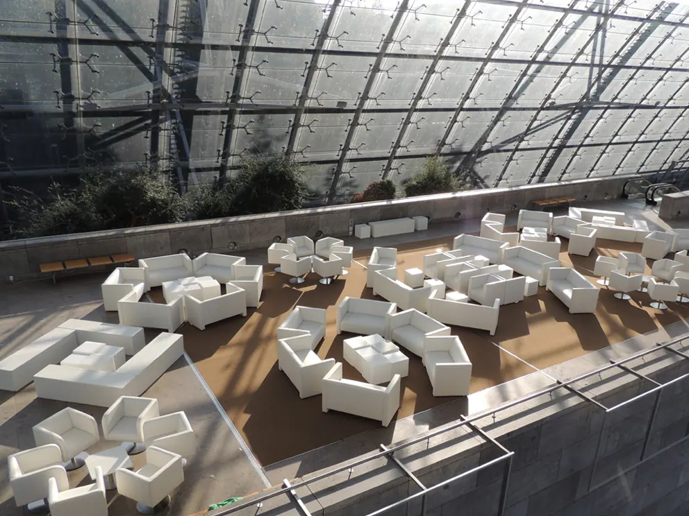 Lounge-Sofa Q3 LIFESTYLE Ansicht 2