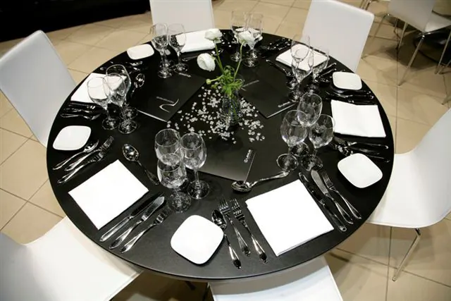 Dinnertisch 120 PRETO Ansicht 2