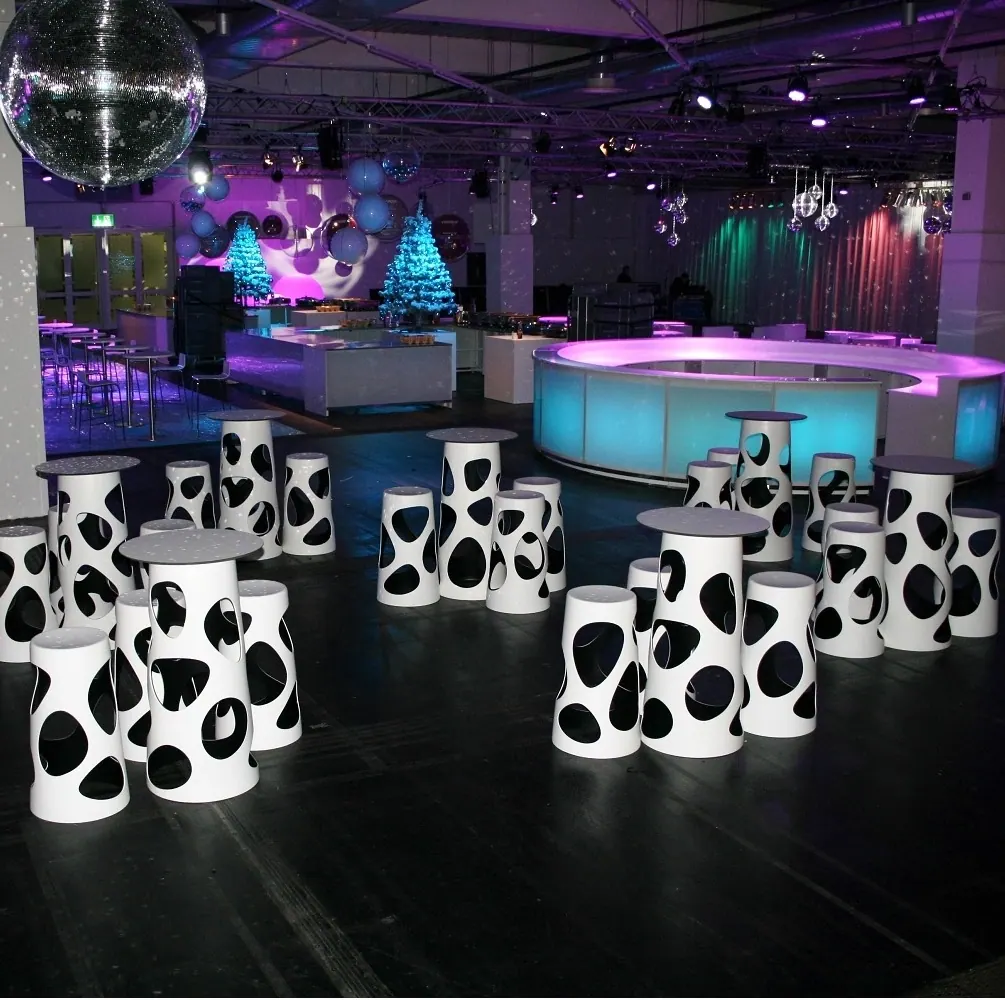 Stehtisch COWSINUS Ansicht 3