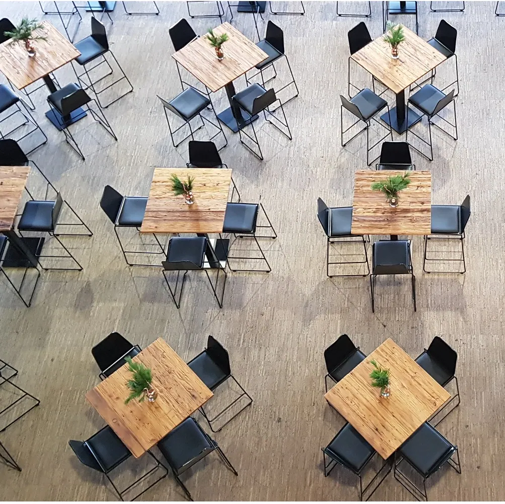 Stehtisch S Preto SALZBURG Ansicht 3