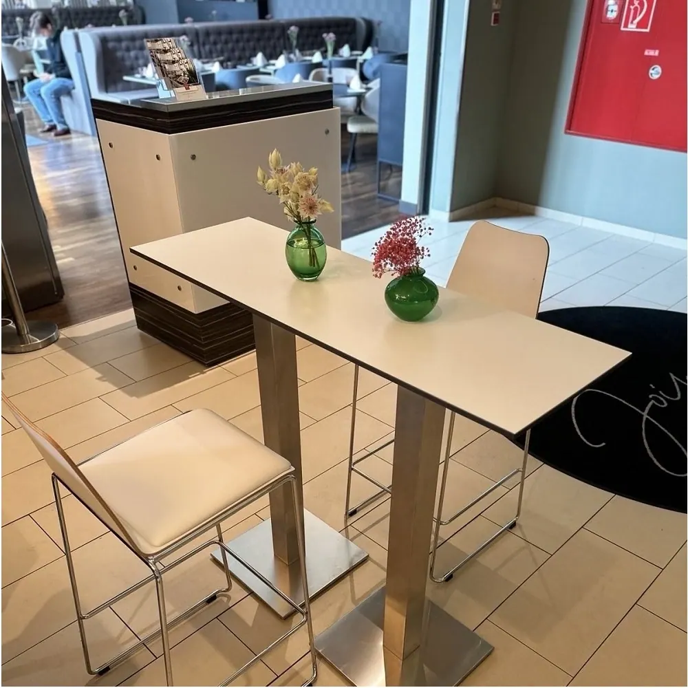 Stehtisch X Cosmos – SIDEBOARD Ansicht 2