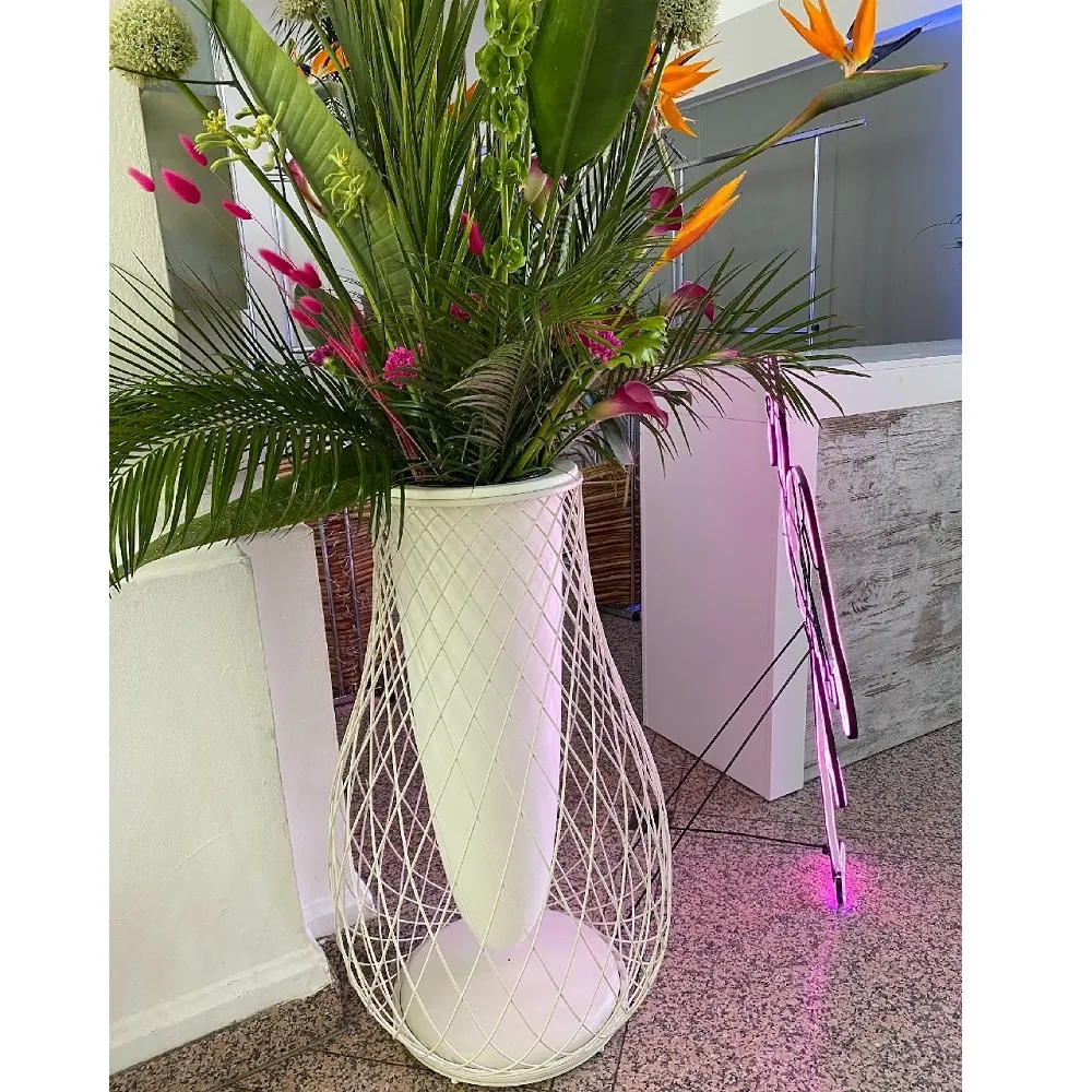 Frische Blumendekoration mit Bodenvase BIARRITZ Ansicht 2