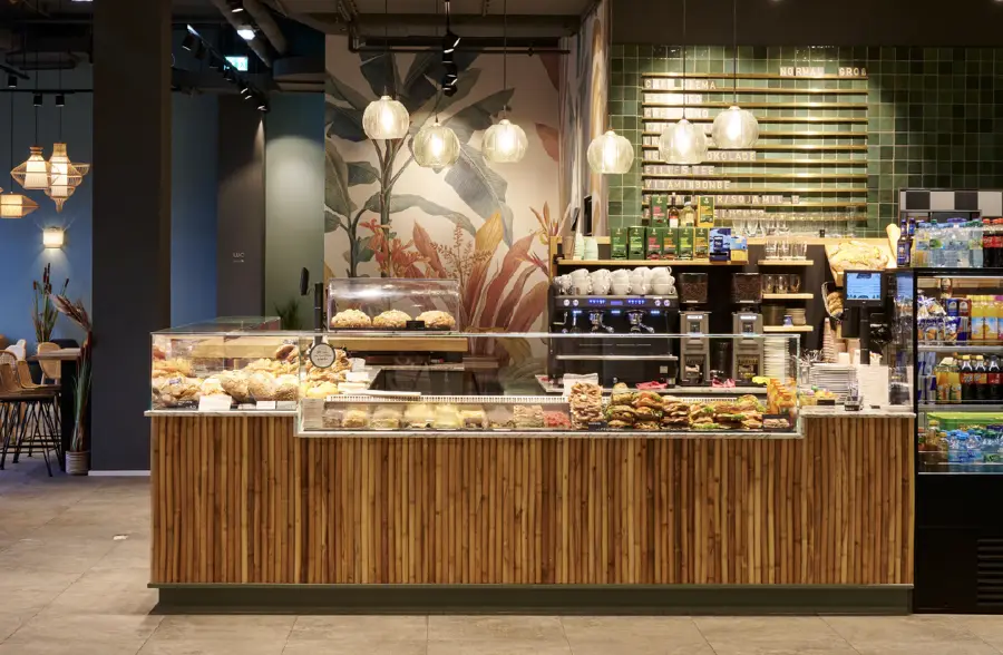 Bäckerei-Theke aus der Holzmanufaktur
