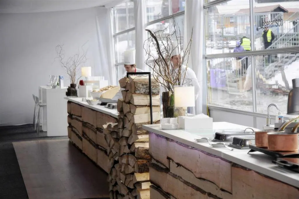 Buffetanlage Wooden Spirit inkl. Chafings Ansicht 2
