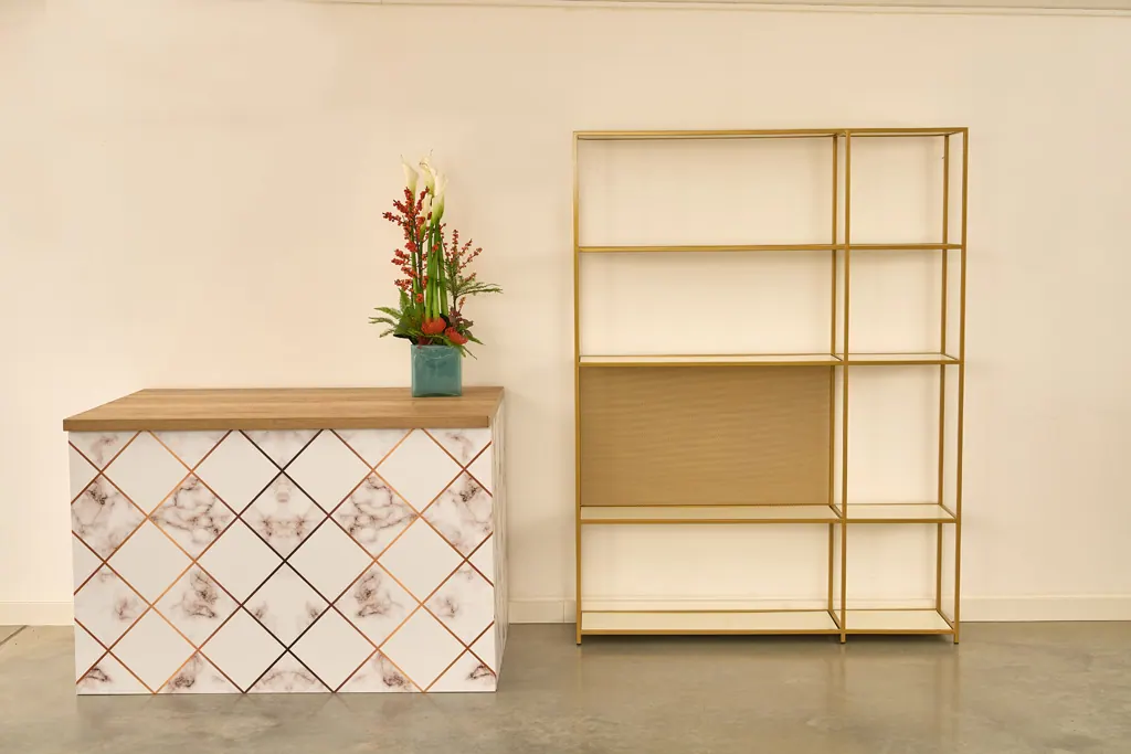 Design-Regal Layla GOLD Ansicht 3